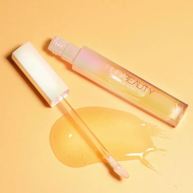 HUDABEAUTY Silk Balm Honey Kiss Plumping Lip Balm هدى بيوتي مرطب للشفاه