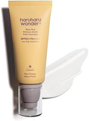 Haruharu Wonder Black Rice Moisture Airyfit Sunscreen Spf50 - 50ml | هاروهارو وندر واقي شمسي بالأرز الأسود spf50 - 50 مل
