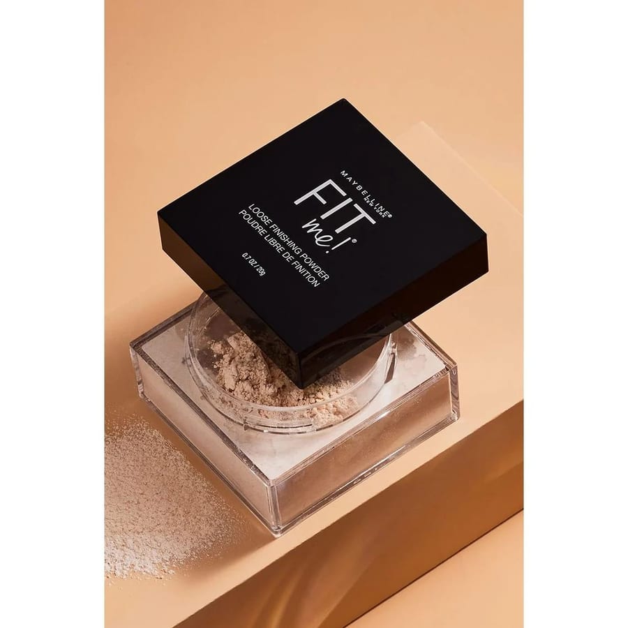 بودرة تثبيت الوجه السائبة من مايبيلين نيويورك فيت مي، رقم 015 فاتح، 0.7 أونصة MAYBELLINE New York Fit Me Loose Finishing Powder Face Makeup, 015 Light